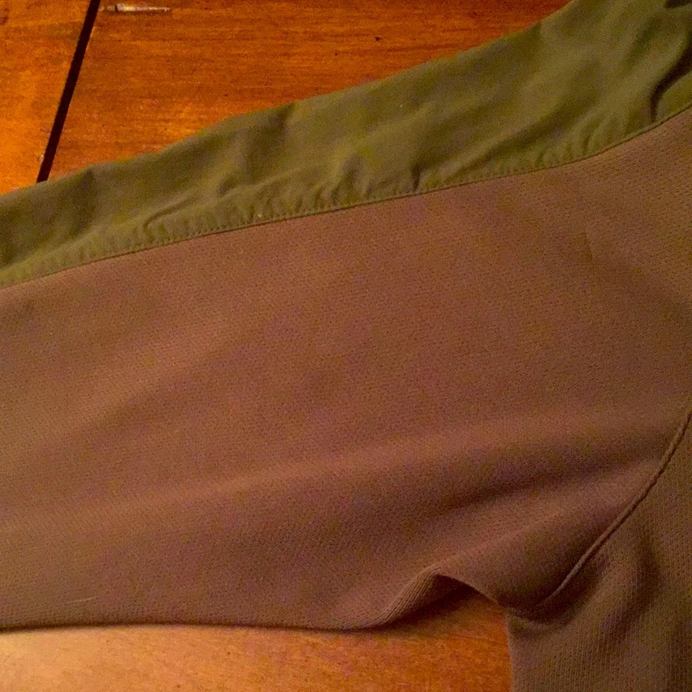 Patagonia Button Down Shirt - Picture 11 of 15
